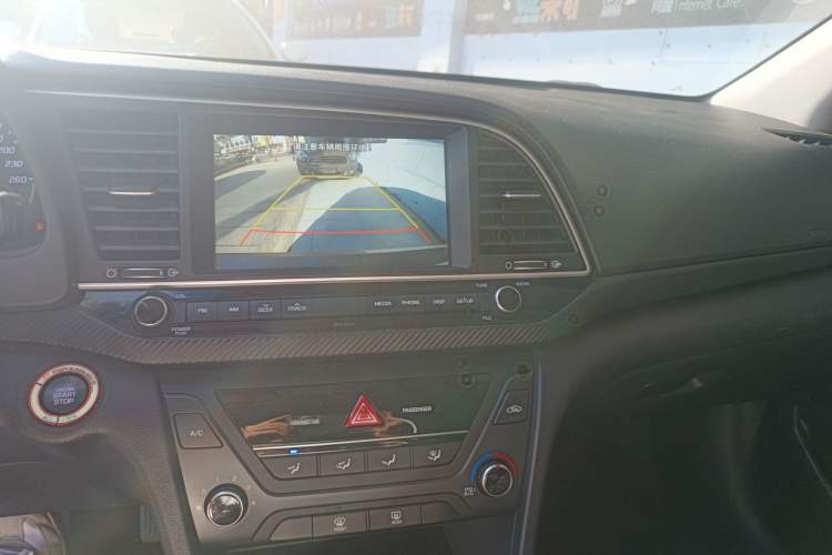 Used Hyundai Elantra (6th Generation / Lingdong) 2018 1.4T Dual-Clutch Xuan Dong · Dynamic Edition Audio And AC Panel