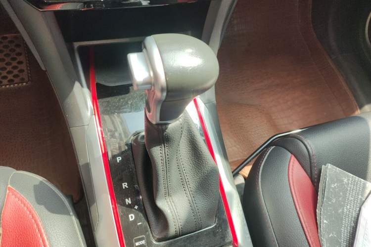 Used Haval H2 2017 Blue Label 1.5T Automatic Two-Wheel Drive Luxury Model
