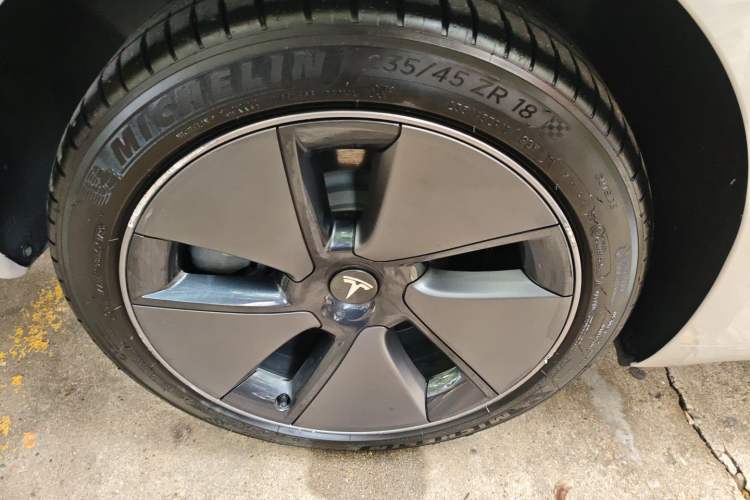 Used Tesla Model 3 2022 Rear-Wheel-Drive Version