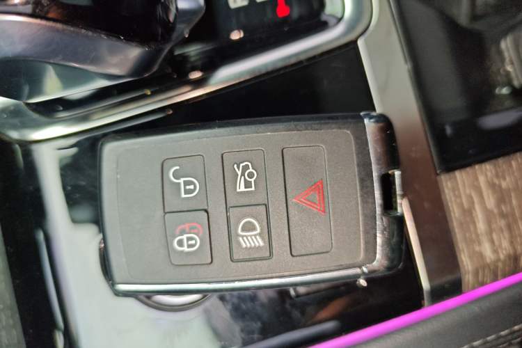 Used Jaguar XFL 2021 XFL 2.0T P200 Two-Wheel-Drive Elite Luxury Edition