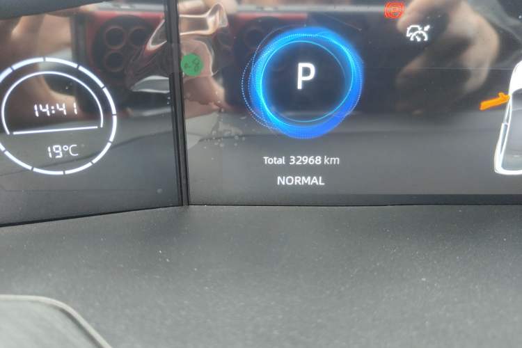 Used Changan UNI-V 2023 1.5T Prestige Model