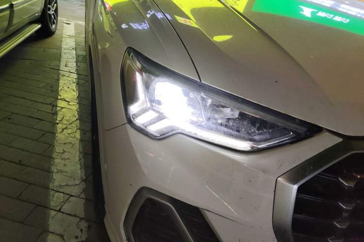 Used Audi Q3 2020 35 TFSI Fashion Dynamic Model
