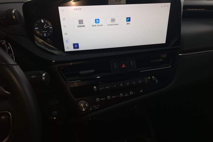 Used Lexus ES 2023 200 Excellence Edition