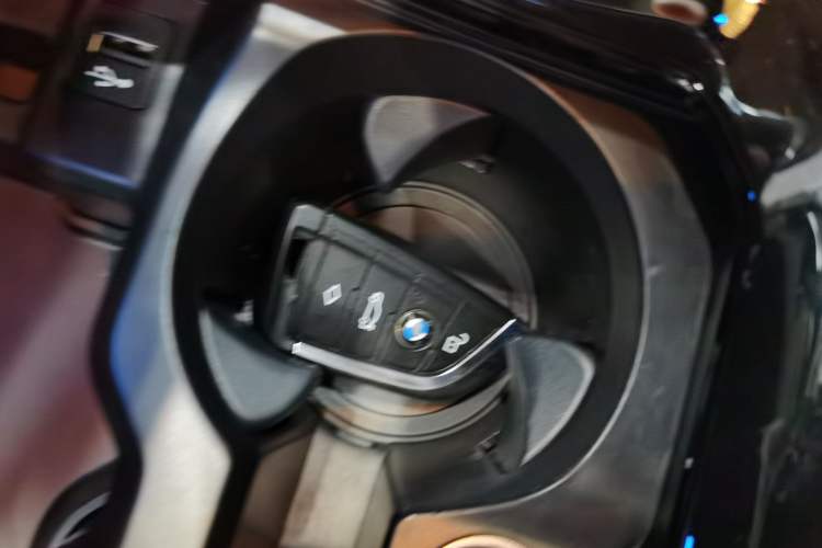 Used BMW iX3 2022 Leading Model
