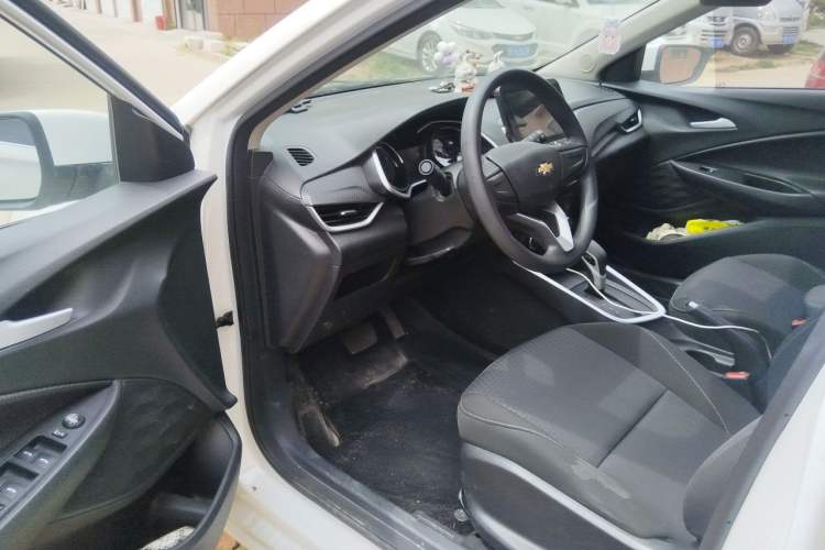 Used Chevrolet Cavalier 2022 325T Automatic Enjoyment Edition
