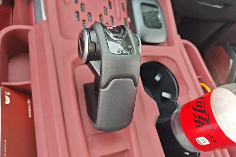 Used Tank 400 New Energy 2024 Hi4-T Off-Road Edition Gear Lever