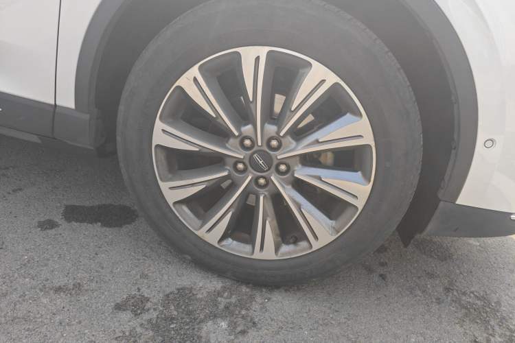 Used Lincoln Corsair 2020 2.0T Four-Wheel Drive Prestige Edition Right Front Wheel Hub