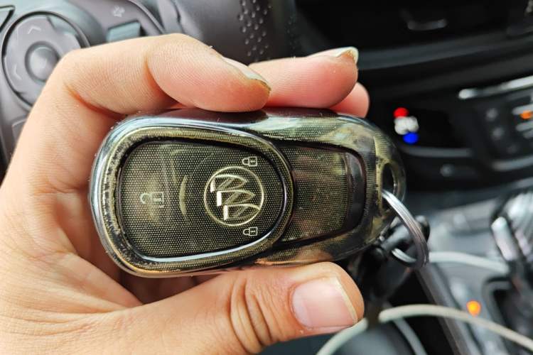 Used Buick Envision 2016 20T Two-Wheel Drive Leading Version Vehicle Key