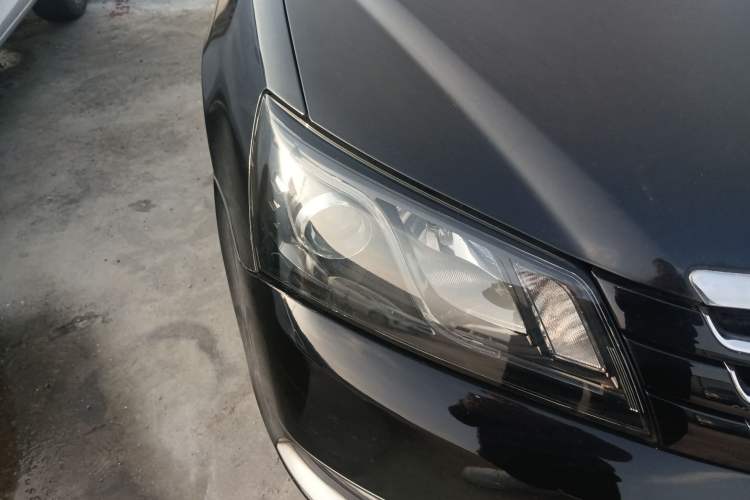 Used Geely Auto Emgrand 2014 Sedan 1.5L Manual Elite Model Right Front Headlight