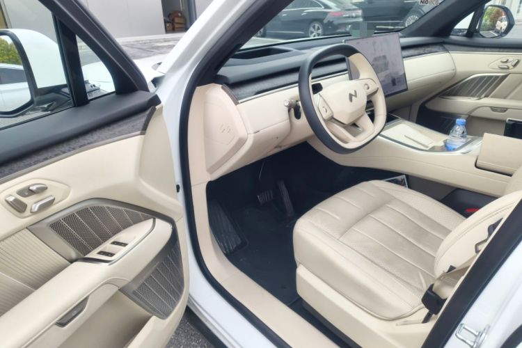 Used ONVO Luxeed L90 2025 Model—Max Six-Seater Version