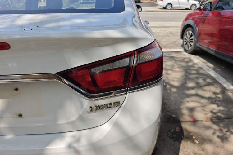 Used Chevrolet Cruze 2015 1.5L Automatic Luxury Edition Right Rear Taillight