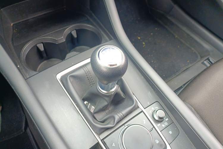 Used Mazda Mazda 3 Axela 2023 1.5L Manual ZhiMei Edition
