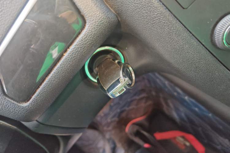 Used Mercedes-Benz R-Class 2017 R 320 4MATIC Business Edition Prestige Model