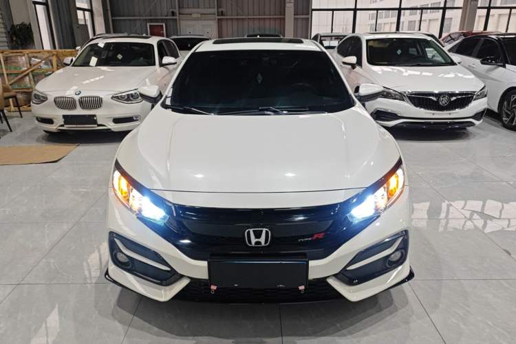 Used Honda Civic 2021 HATCHBACK 220TURBO CVT New Trendsetter