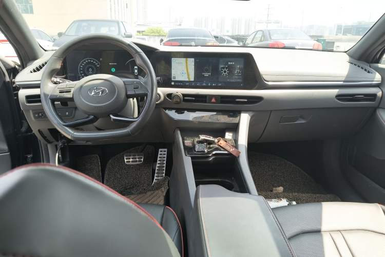 Used Hyundai Sonata 2020 380TGDi Automatic GS Smart Edition Center Console