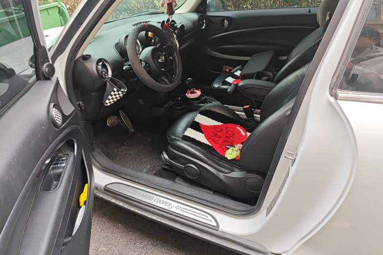 Used MINI Paceman 2013 1.6T COOPER S ALL4 Driver Seat