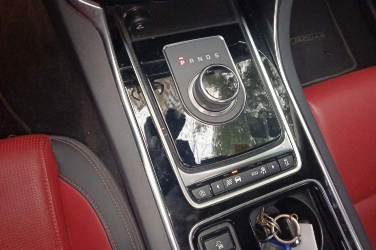 Used Jaguar XE 2019 2.0T 300 PS All-Wheel-Drive Landmark Edition
