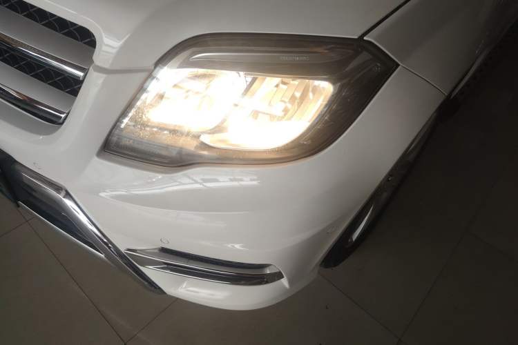 Used Mercedes-Benz GLK-Class 2015 GLK 260 4MATIC Dynamic Edition Ultimate Version
