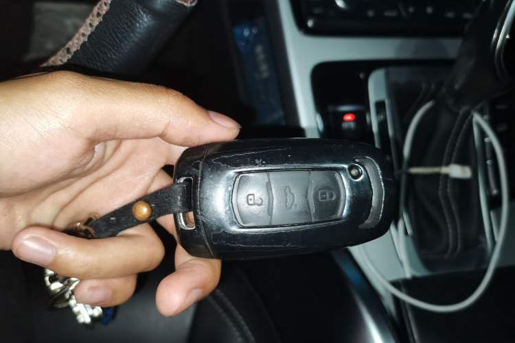 Used Geely Auto Emgrand X7 Sport 2016 1.8TD Automatic ZhiShang Model Vehicle Key