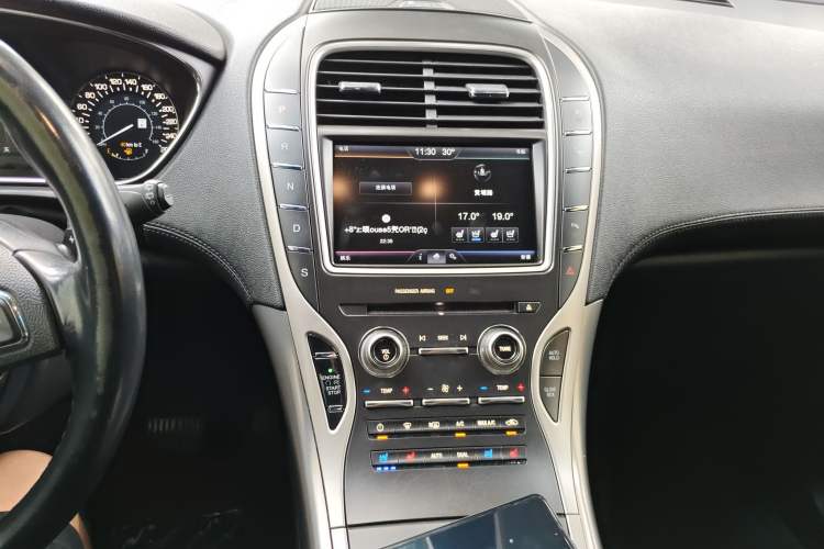 Used Lincoln MKX 2015 2.0T Four-Wheel Drive Luxury Edition