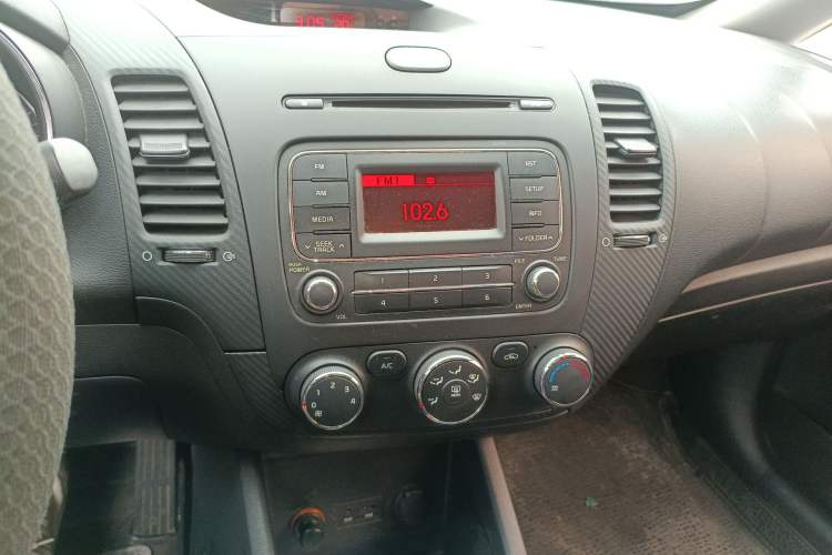 Used Kia K3 2013 1.6L Automatic GL Audio And AC Panel