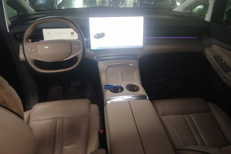 Used XPeng X9 2024 702 Ultra-Long Range Pro