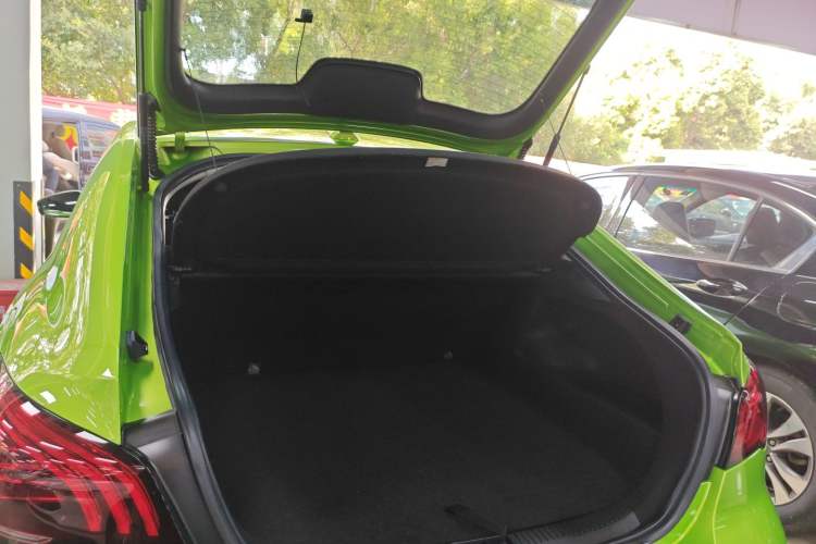 Used MG 6 New Energy 2020 1.5T Hybrid Leading Luxury Edition