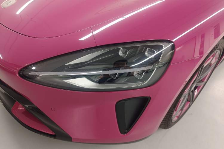 Used Xiaomi Auto SU7 2024 Four-Wheel Drive Ultra-Long Range Advanced Intelligent Driving Max Edition