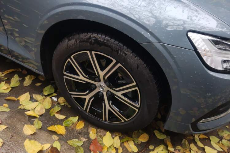 Used Volvo S60 2023 B4 Zhiyi Luxury Edition
