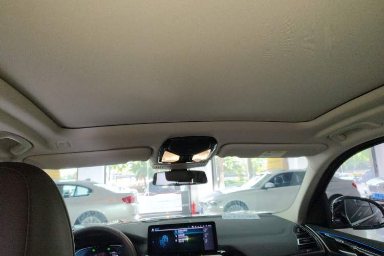 Used BMW iX3 2023 Leading Model Headliner