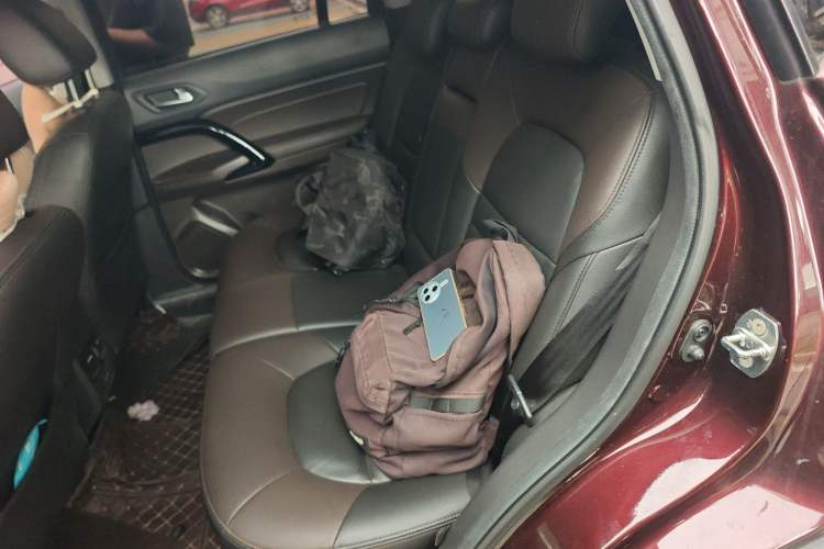 Used GAC Trumpchi GS4 2017 235T Automatic Two-Wheel Drive Luxury Smart Connectivity Version Left Rear Seat