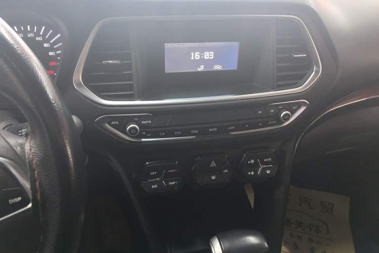 Used GAC Trumpchi GS4 2017 200T G-DCT Two-Wheel Drive Elite Edition
