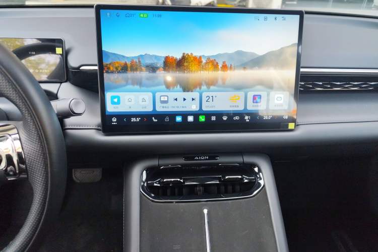 Used AION RT 2025 650 LiDAR Edition Audio And AC Panel