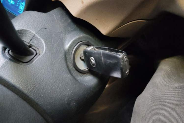 Used FAW Yingzhi 737 2015 1.5L Manual Deluxe Navigation Version Vehicle Key