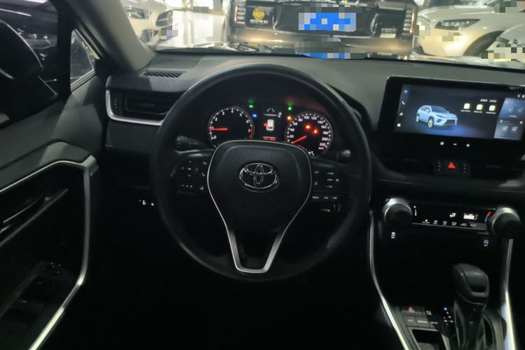 Used Toyota Wildlander 2024 2.0L CVT Two-Wheel Drive Leading Edition