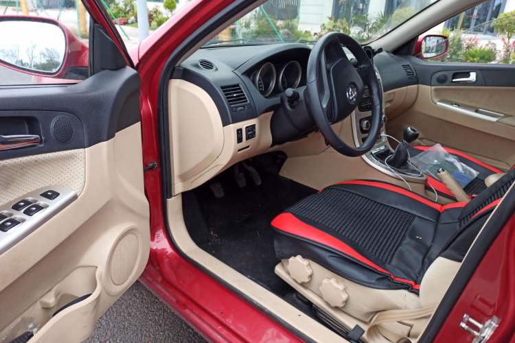 Used Brilliance H320 2012 1.5L Manual Luxury Version
