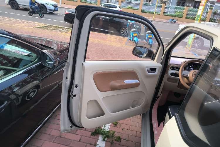 Used Wuling Hongguang MINIEV 2024 3rd Generation 215km Youth Edition