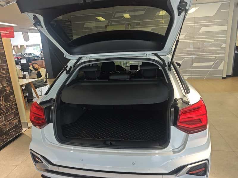 Used Audi Q2L 2022 35 TFSI Progressive Dynamic Edition — 18