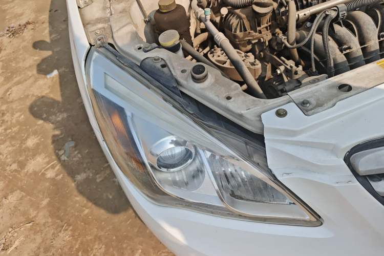 Used BAIC E Series 2013 Hatchback 1.5L Manual Lotte Edition Right Front Headlight