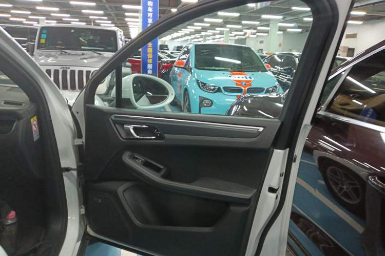 Used Porsche Macan 2017 Macan 2.0T