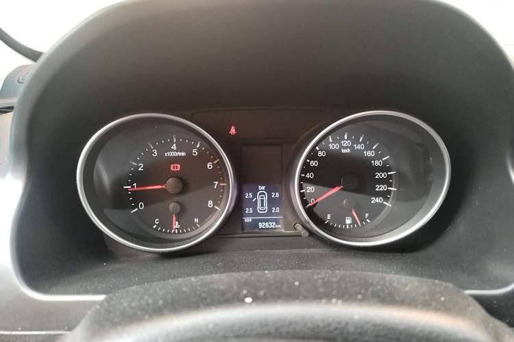 Used Haval H6 2015 Upgraded Model 1.5T Manual Two-Wheel Drive Elite Version