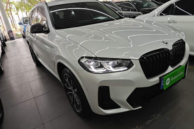 Used BMW X3 2023 xDrive30i Leading Model M Night Edition Package Front Right 45 Deg