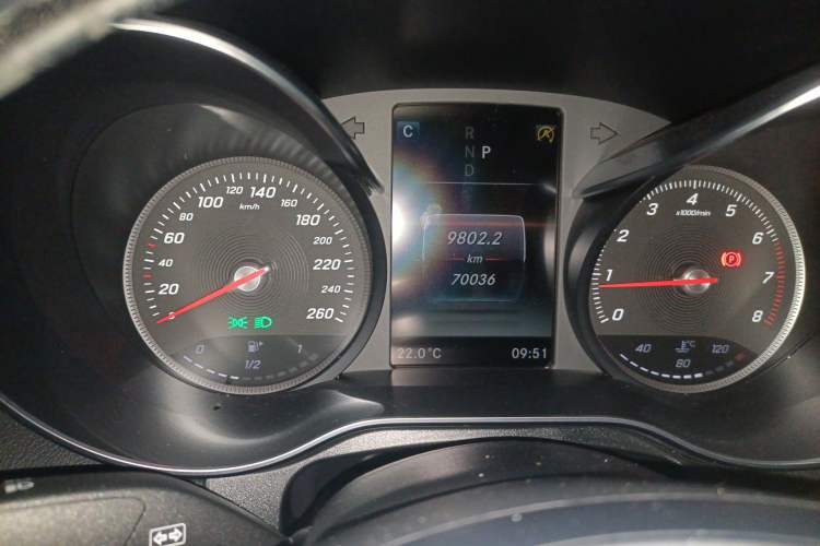 Used Mercedes-Benz GLC Coupe 2019 GLC 200 4MATIC Coupe SUV Odometer Close Up