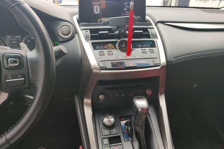 Used Lexus NX 2018 300 Front-Drive Freeline Edition
