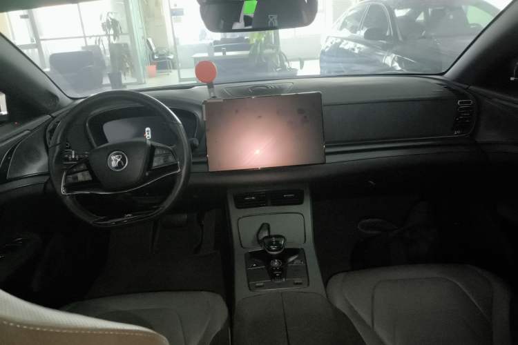 Used BYD Han 2022 EV 610 km All-Wheel-Drive Qianshan Cui Limited Edition
