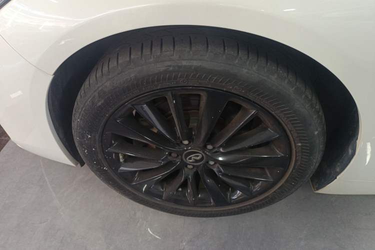 Used Infiniti Q50L 2018 2.0T Enjoyment Version China VI Standard
