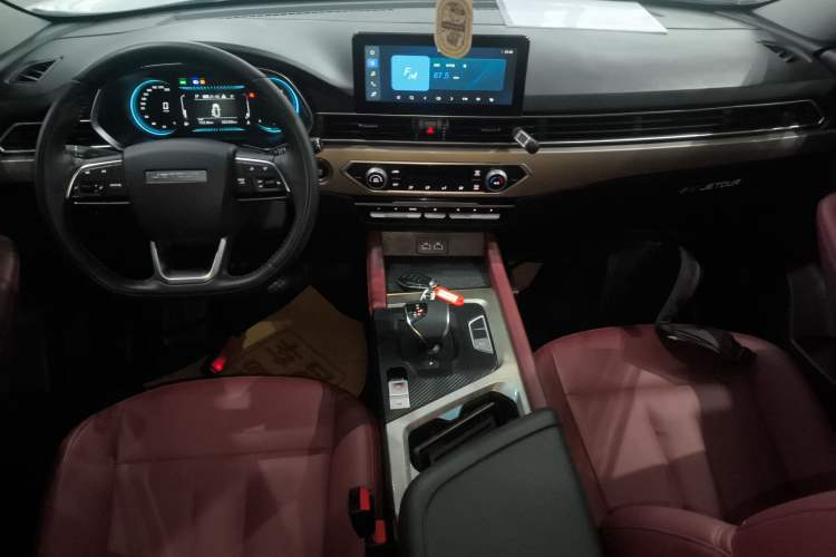 Used JETOUR X70 2024 1.5T DCT Glory PRO 5-Seater