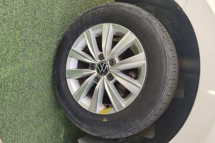 Used Volkswagen Lavida 2022 1.5L Automatic Fashion Edition Exterior 5