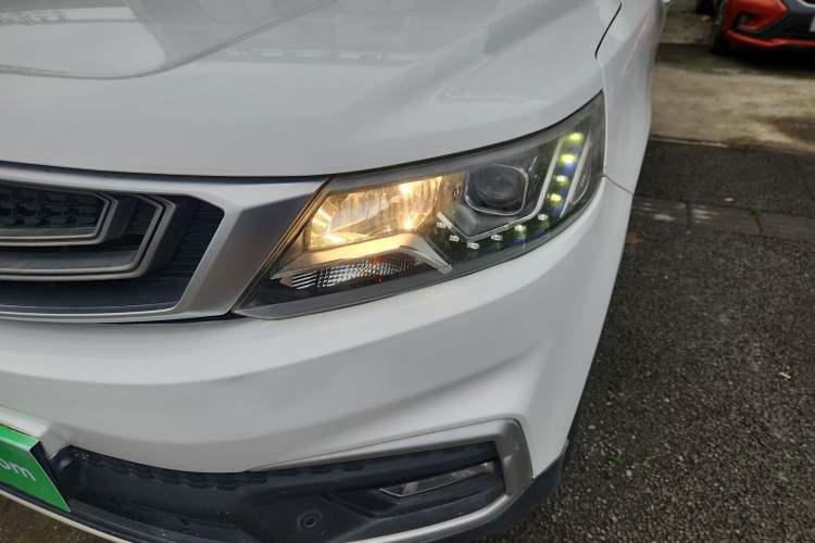 Used Geely Auto Vision X6 2018 1.8L Manual 4G Connect Luxury Edition