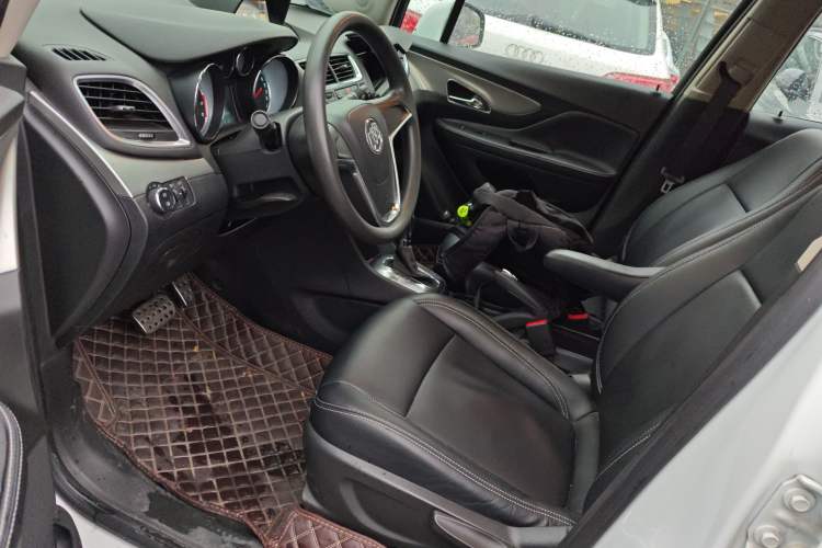 Used Buick Encore 2014 1.4T Automatic Two-Wheel Drive Urban Elite Model Left Front Seat